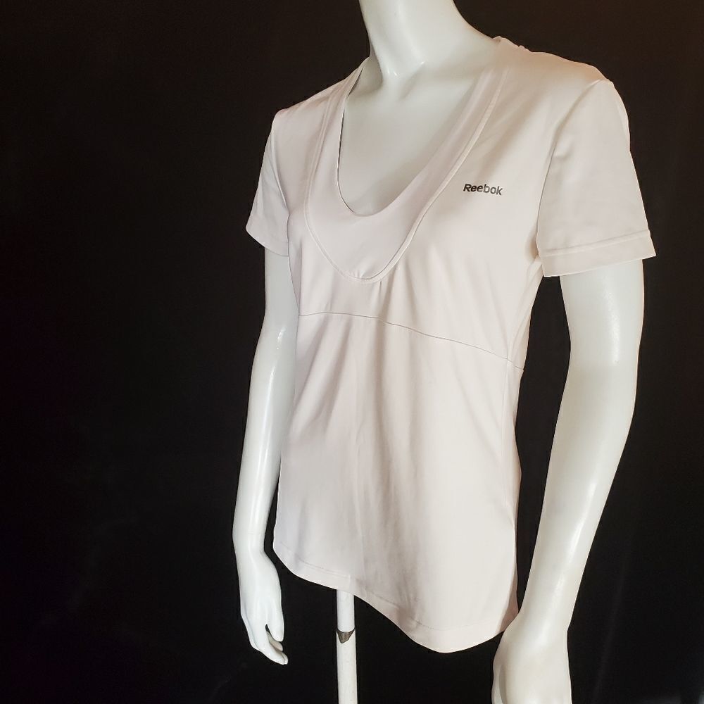 Reebok Play White Short Sleeve Tee Shirt (S)